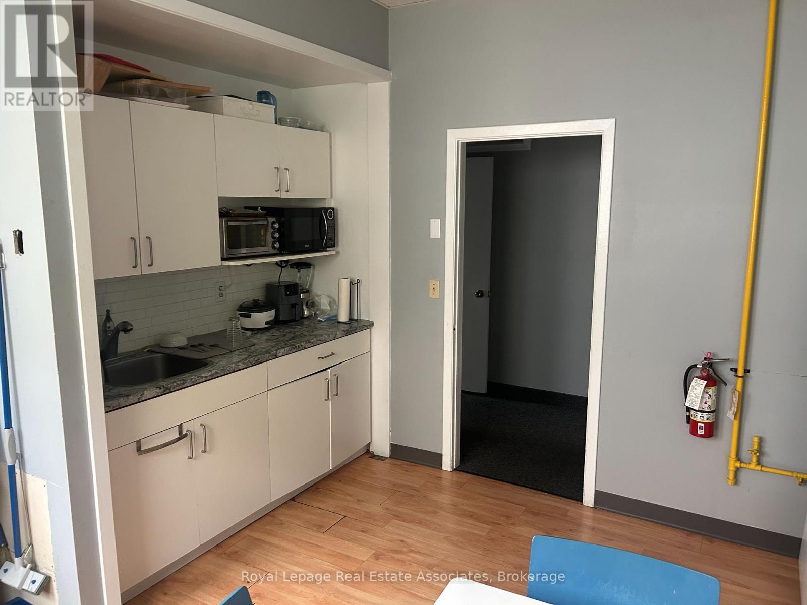 












2 - 153 PERTH STREET

,
Halton Hills,




Ontario
L7J1C9

