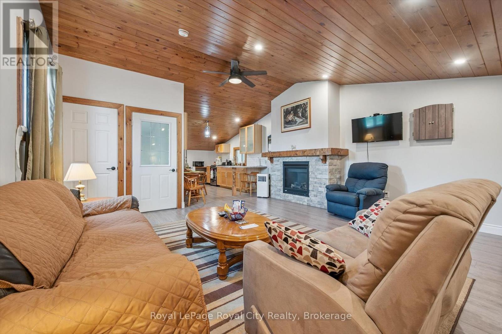 












100 HARRIS CRESCENT

,
Southgate,




Ontario
N0G2L0

