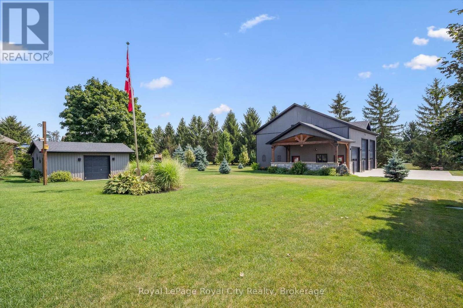 












100 HARRIS CRESCENT

,
Southgate,




Ontario
N0G2L0

