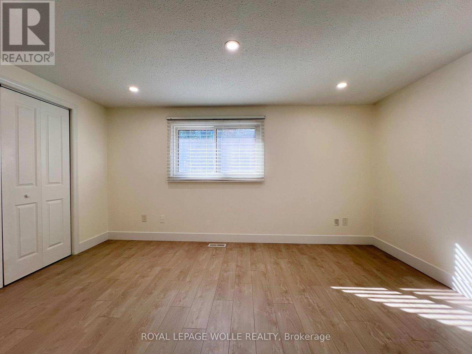 












K75 - 223 PIONEER DRIVE

,
Kitchener,




Ontario
N2P1L9

