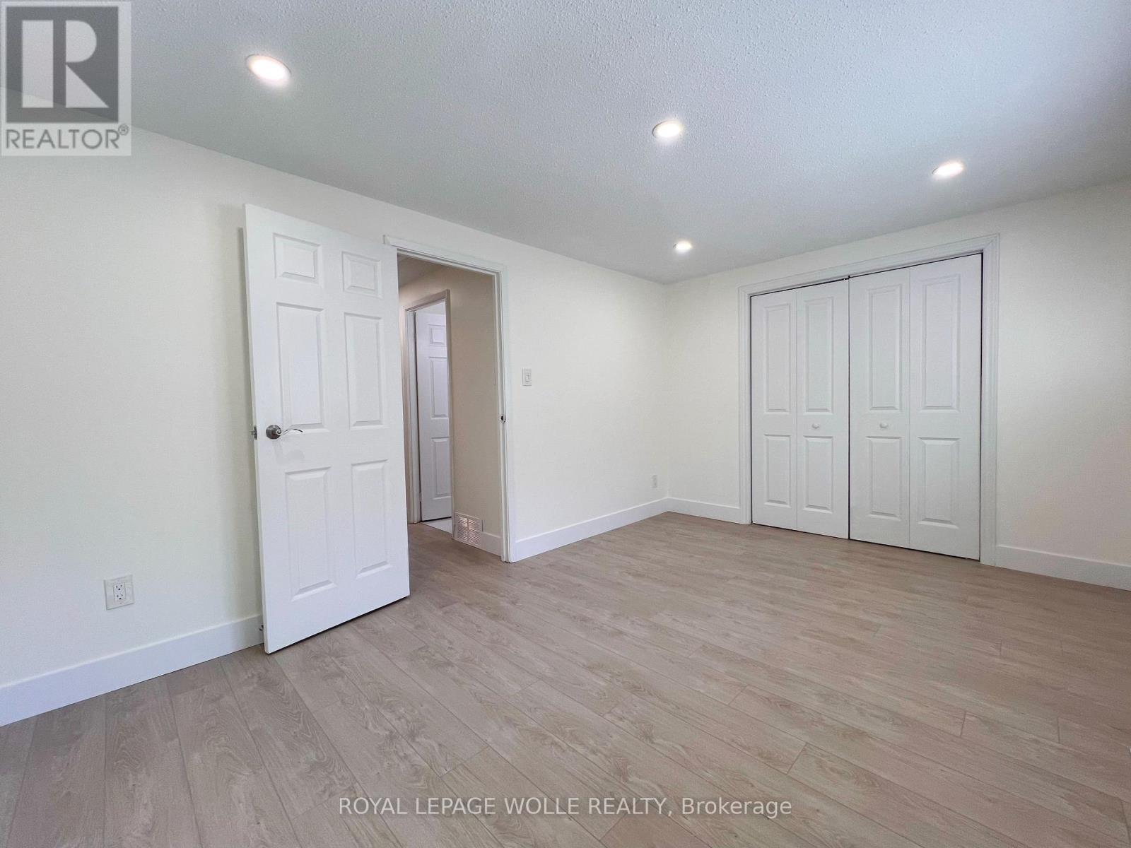 












K75 - 223 PIONEER DRIVE

,
Kitchener,




Ontario
N2P1L9

