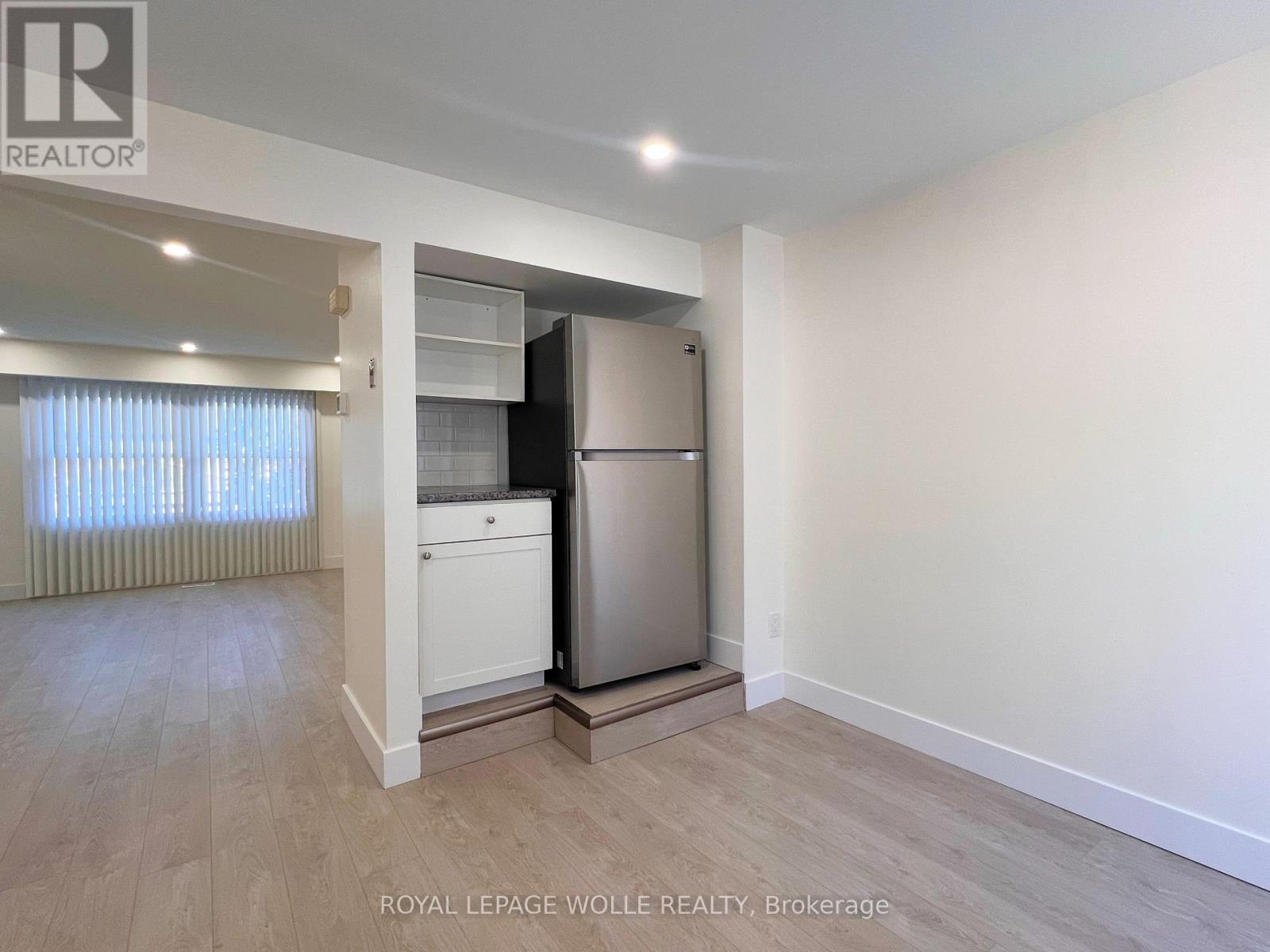 












K75 - 223 PIONEER DRIVE

,
Kitchener,




Ontario
N2P1L9

