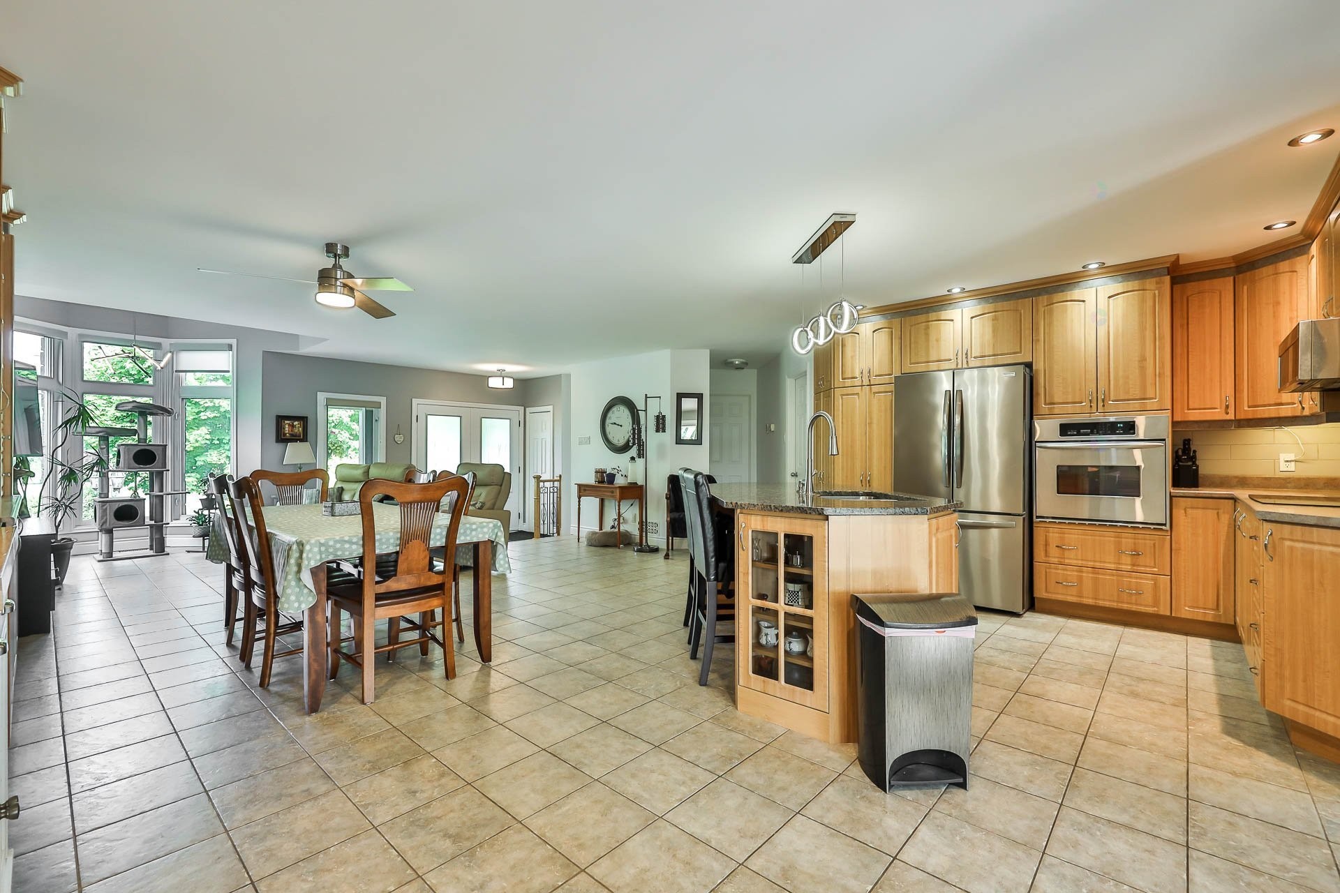 









38


Ch. du Vol-à-Voile

,
L'Ange-Gardien,




QC
J8L4M8

