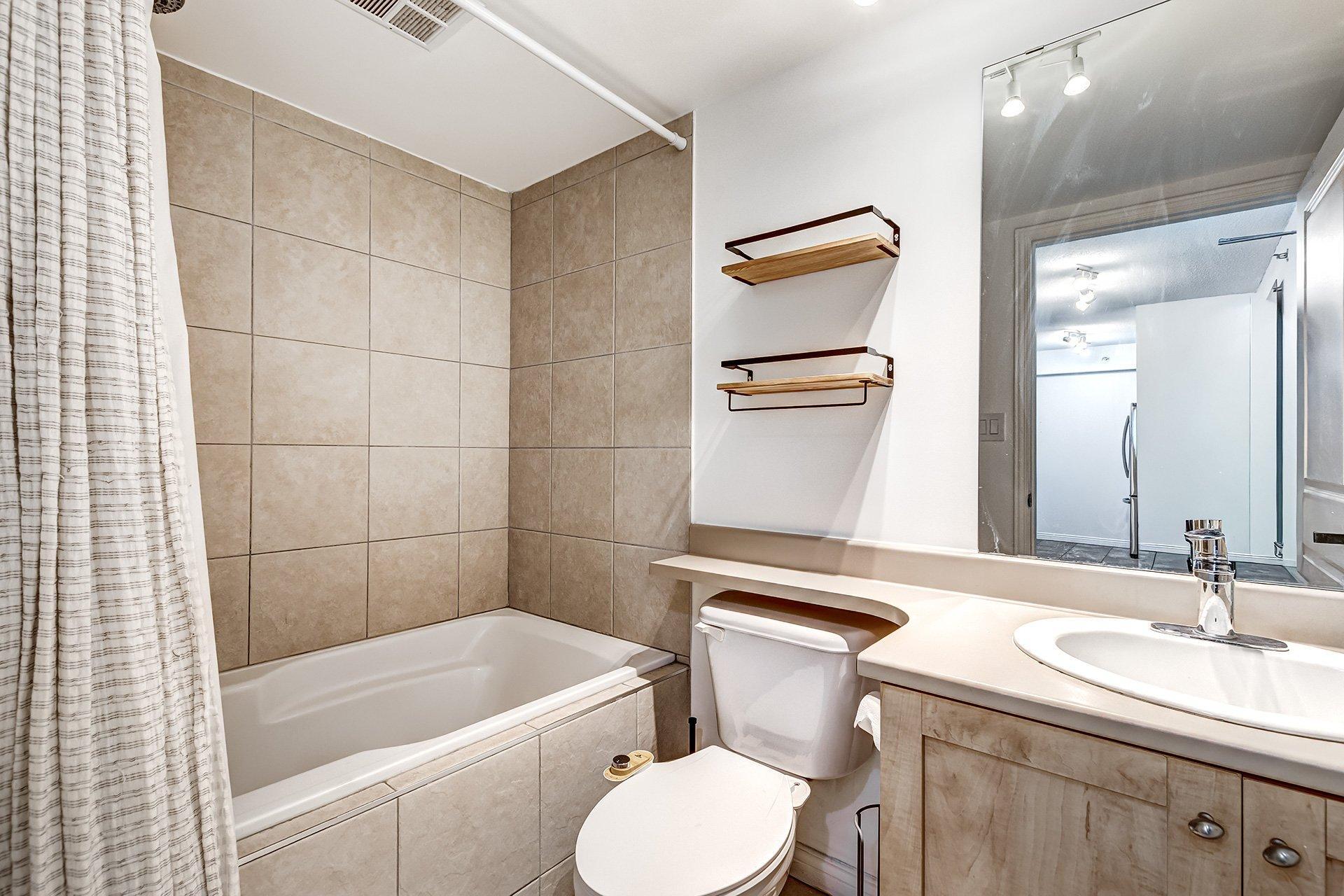 









1225


Rue Notre-Dame O.

, 622,
Montréal (Ville-Marie),




QC
H3C6S3

