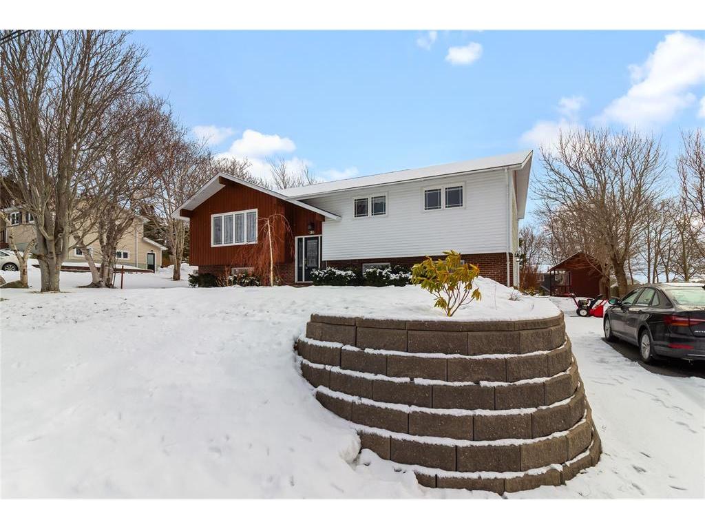 









21


Windemere

Place,
Conception Bay South,




NL
A1W 4V4

