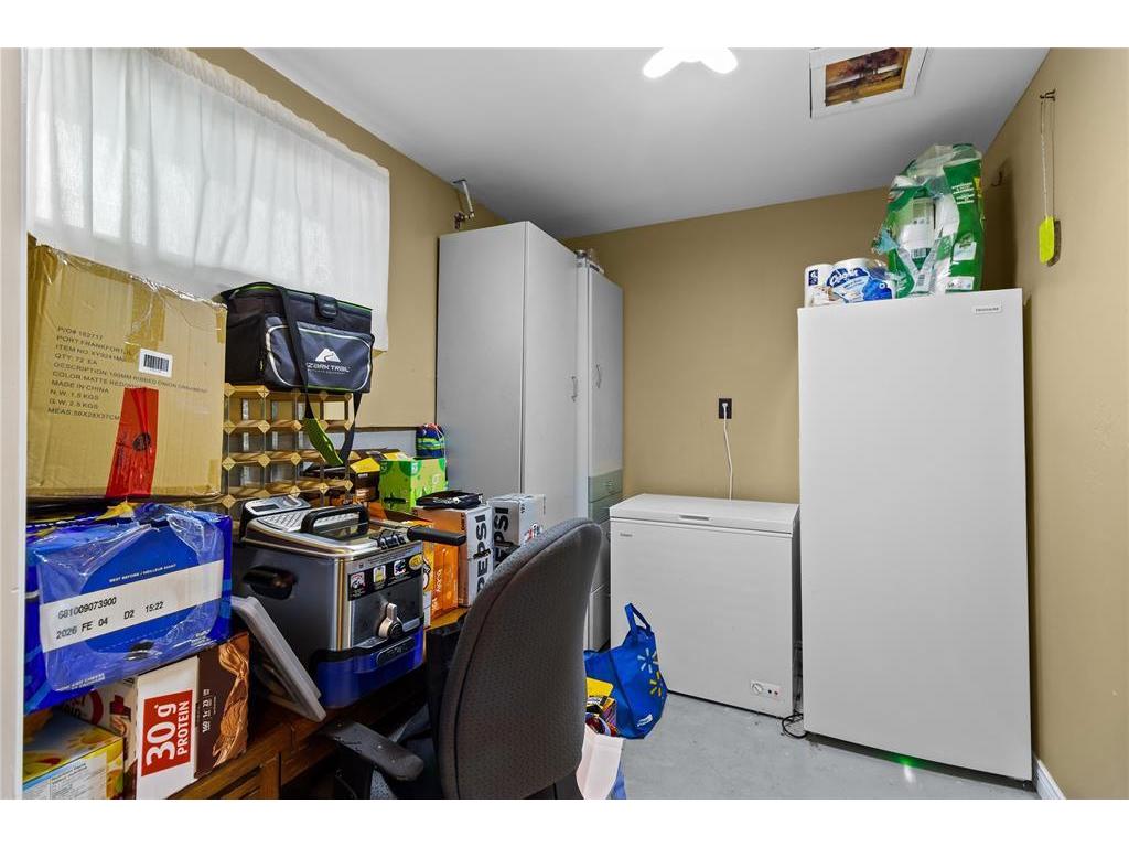 









21


Windemere

Place,
Conception Bay South,




NL
A1W 4V4

