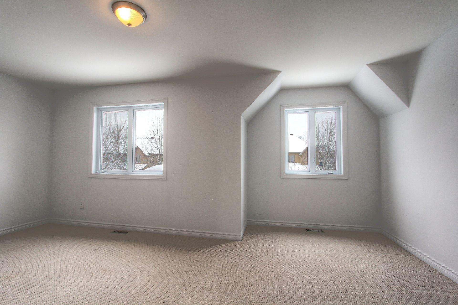 









87


Rue Georges-Lebel

,
Gatineau (Aylmer),




QC
J9J0Y1

