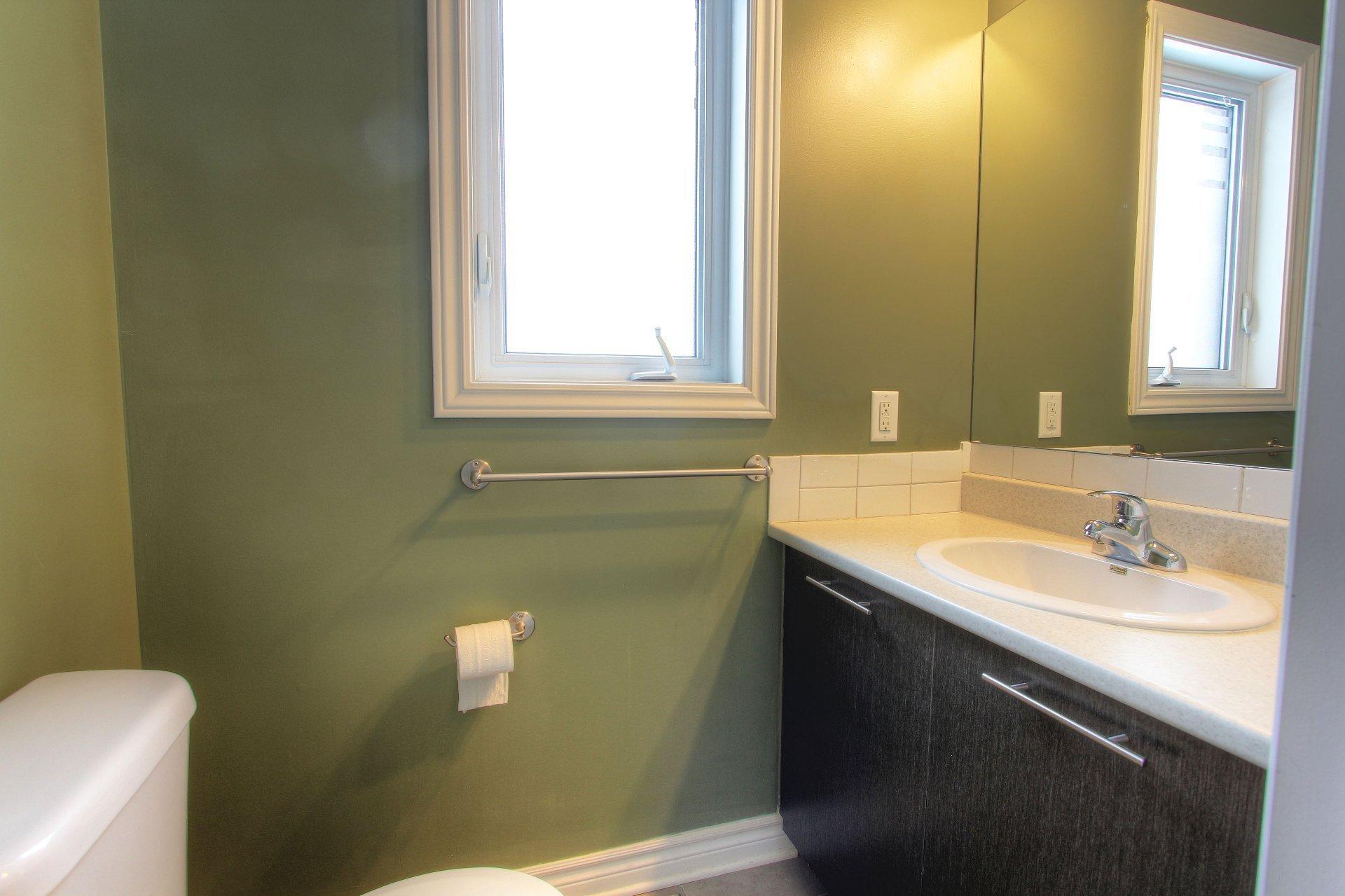 









87


Rue Georges-Lebel

,
Gatineau (Aylmer),




QC
J9J0Y1

