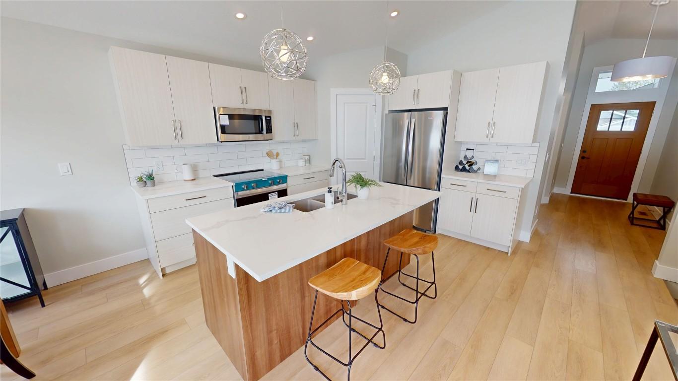 









331


Legacy Lookout

,
Cranbrook,




BC
V1C 0E4

