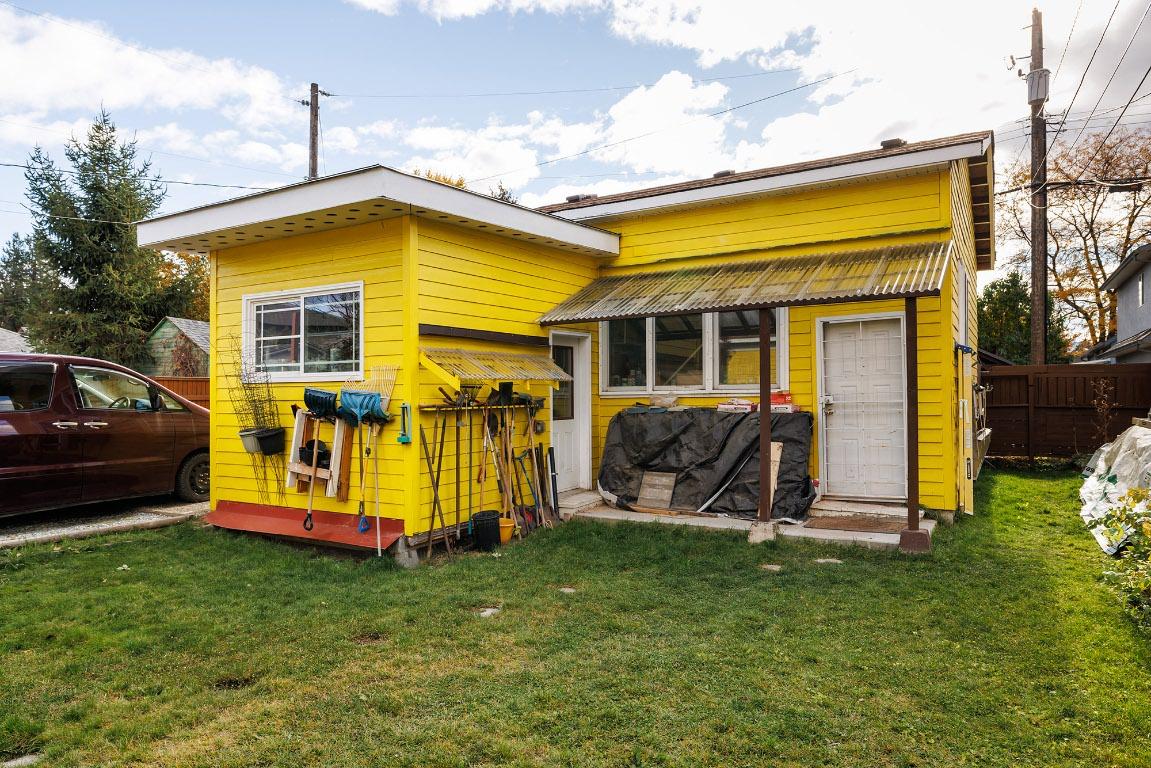 









795


Lawson

Avenue,
Kelowna,




BC
V1Y 6S9

