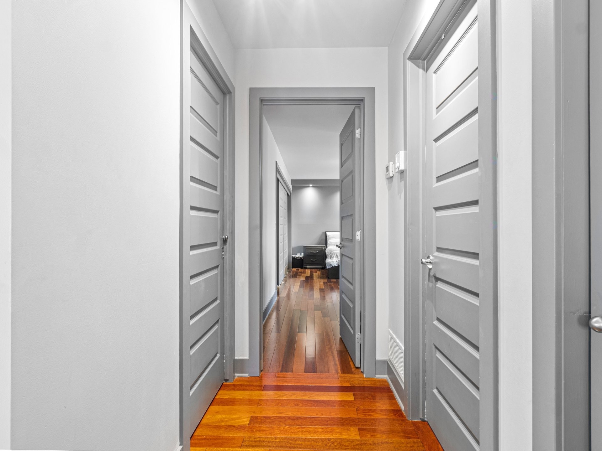 









3262


Rue De La Brisardière

,
Longueuil (Saint-Hubert),




QC
J3Y0C2

