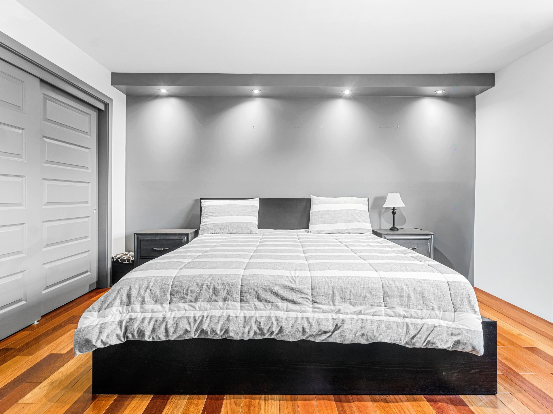 









3262


Rue De La Brisardière

,
Longueuil (Saint-Hubert),




QC
J3Y0C2

