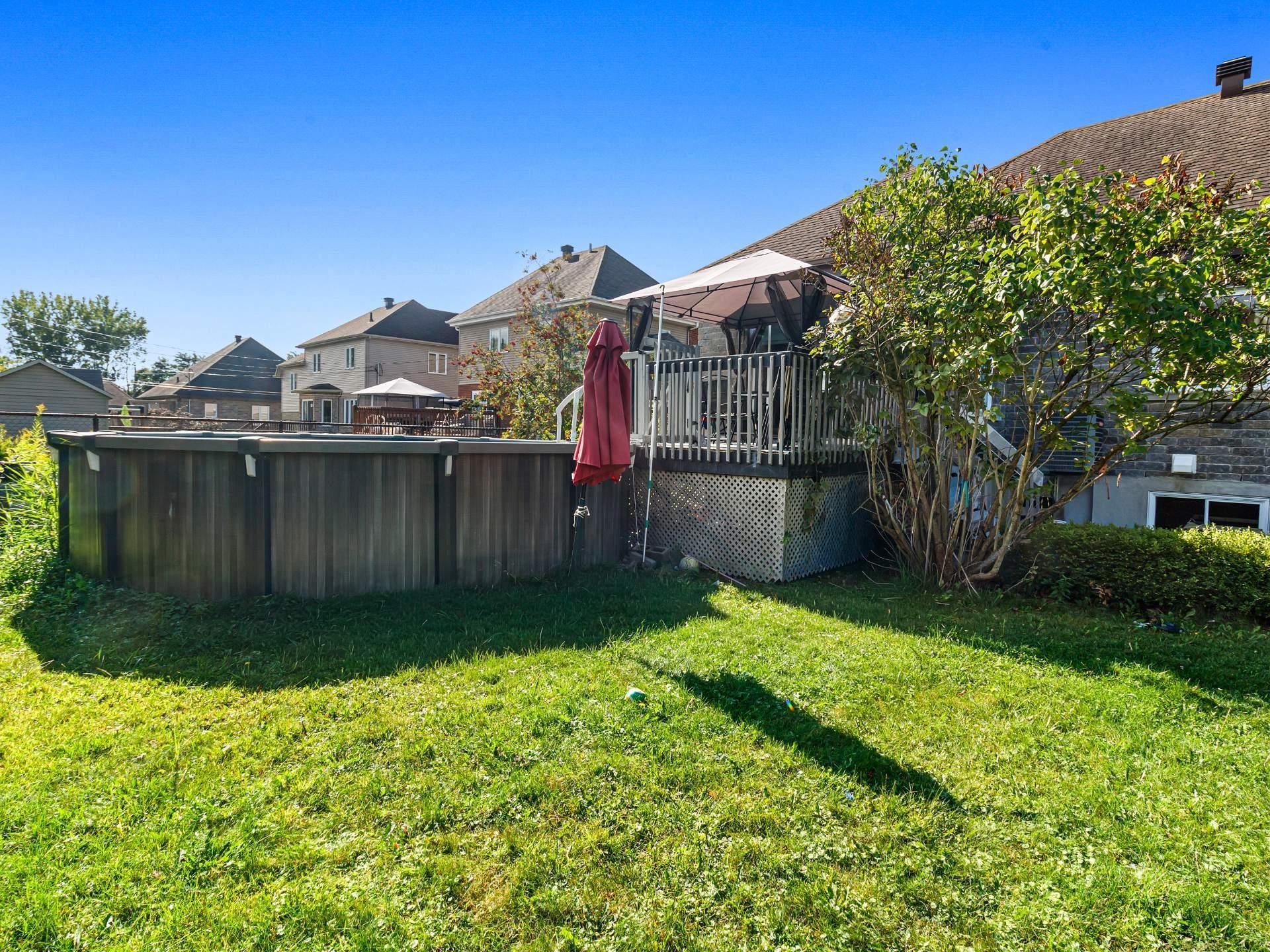 









3262


Rue De La Brisardière

,
Longueuil (Saint-Hubert),




QC
J3Y0C2

