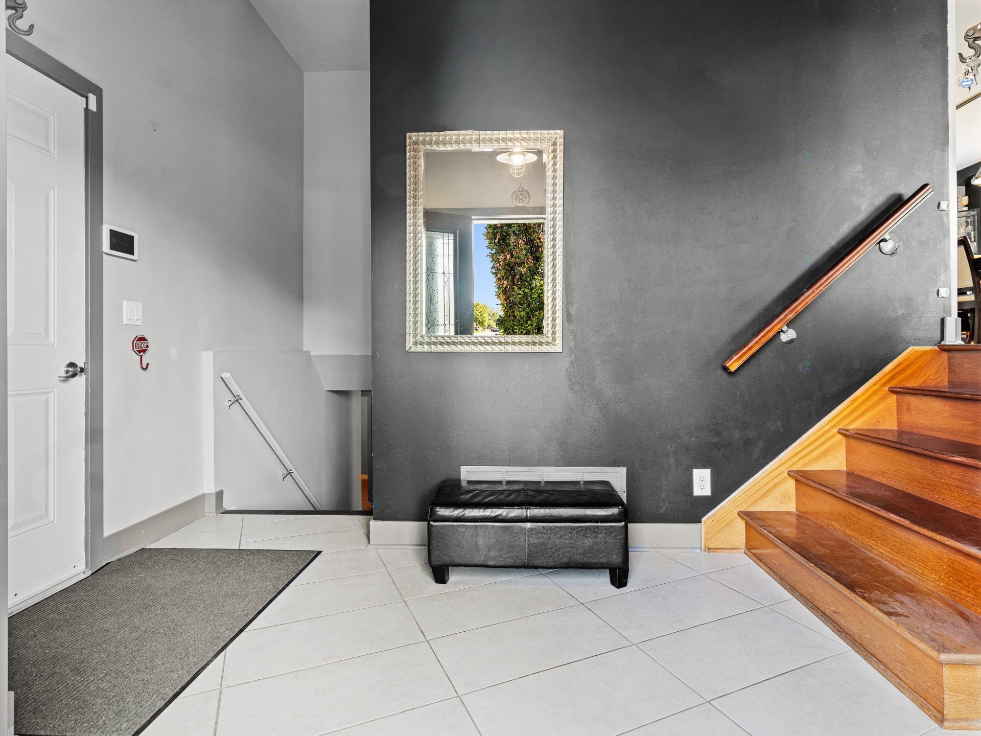 









3262


Rue De La Brisardière

,
Longueuil (Saint-Hubert),




QC
J3Y0C2

