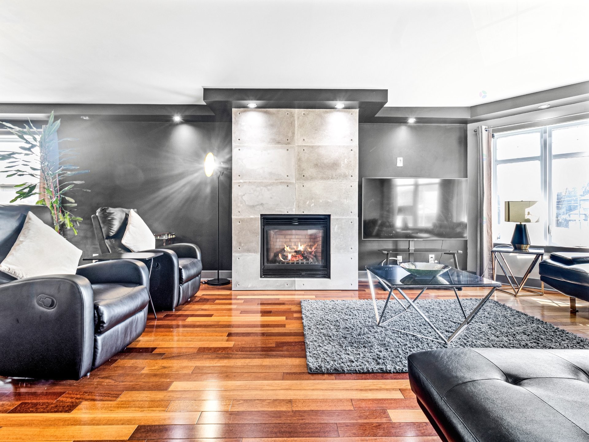 









3262


Rue De La Brisardière

,
Longueuil (Saint-Hubert),




QC
J3Y0C2

