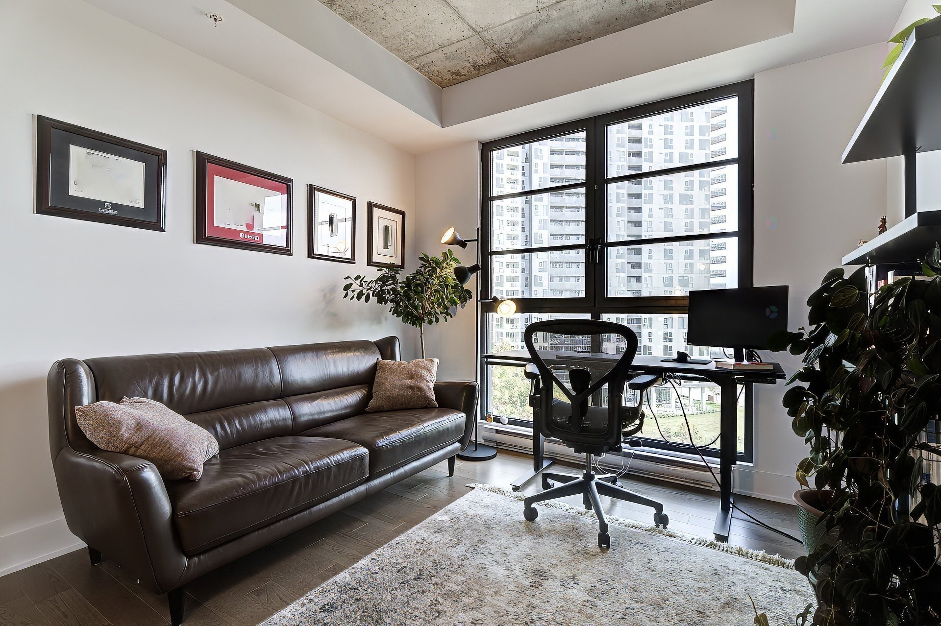 









1320


Rue Olier

, 802,
Montréal (Le Sud-Ouest),




QC
H3C0Y8

