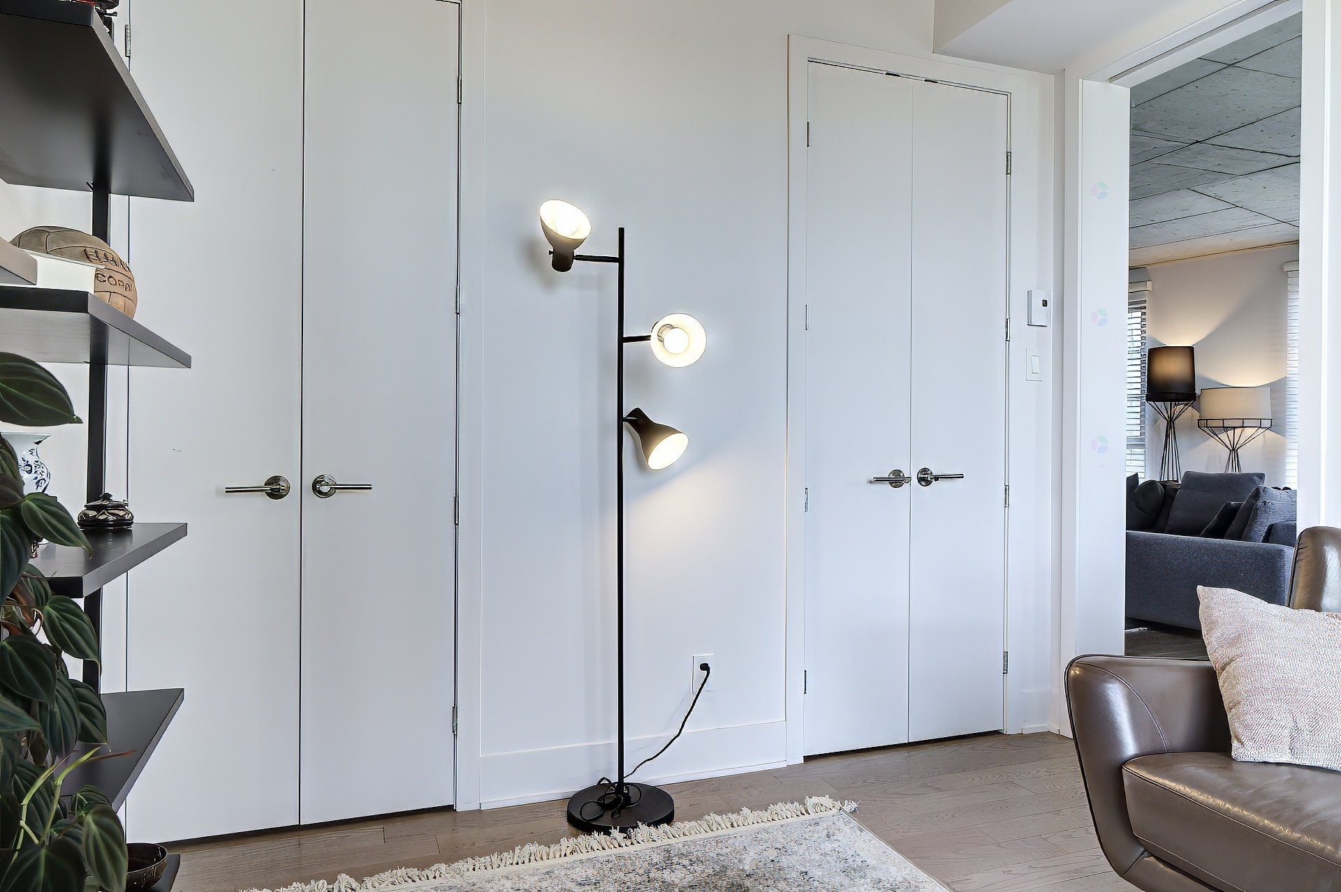 









1320


Rue Olier

, 802,
Montréal (Le Sud-Ouest),




QC
H3C0Y8

