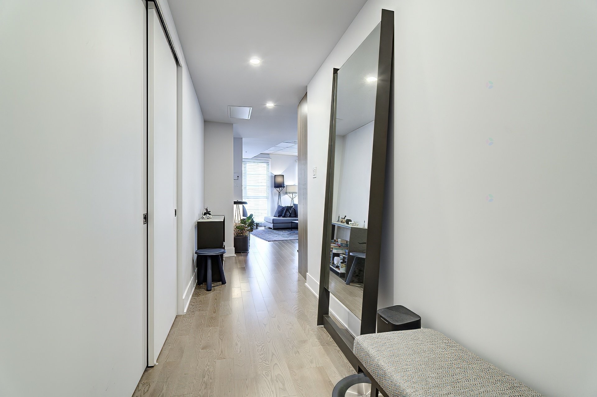 









1320


Rue Olier

, 802,
Montréal (Le Sud-Ouest),




QC
H3C0Y8

