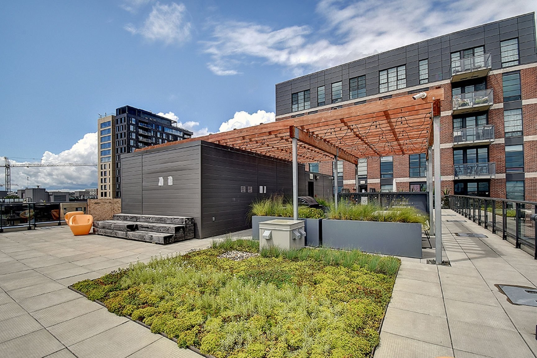 









1320


Rue Olier

, 802,
Montréal (Le Sud-Ouest),




QC
H3C0Y8

