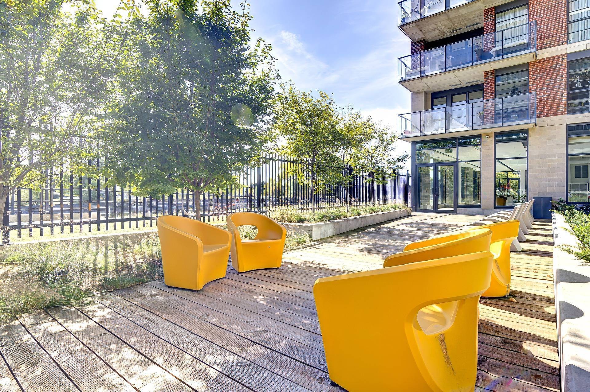 









1320


Rue Olier

, 802,
Montréal (Le Sud-Ouest),




QC
H3C0Y8

