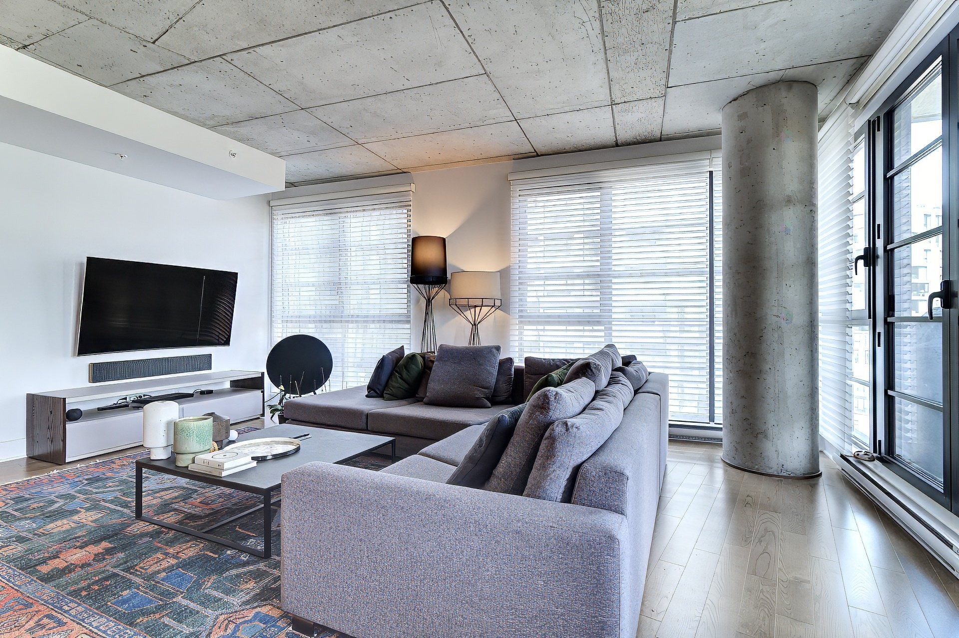 









1320


Rue Olier

, 802,
Montréal (Le Sud-Ouest),




QC
H3C0Y8

