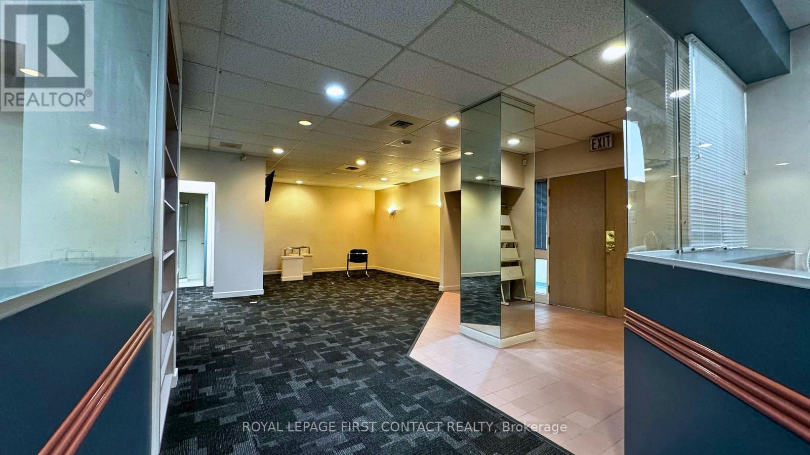 












203 - 190 CUNDLES ROAD E

,
Barrie,




Ontario
L4M4S5

