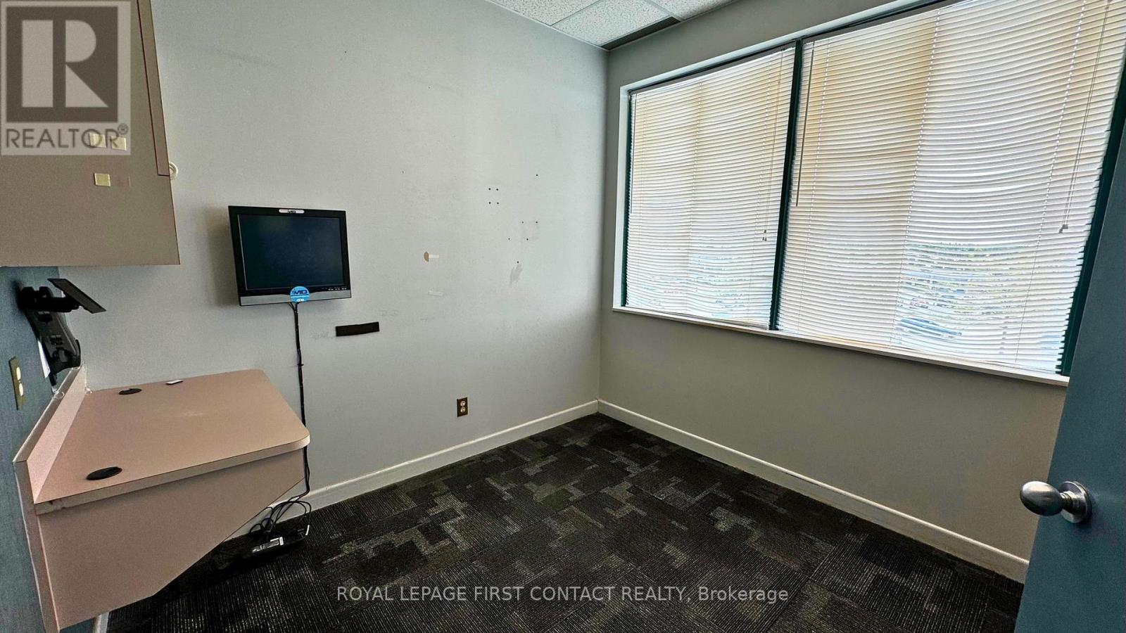 












203 - 190 CUNDLES ROAD E

,
Barrie,




Ontario
L4M4S5

