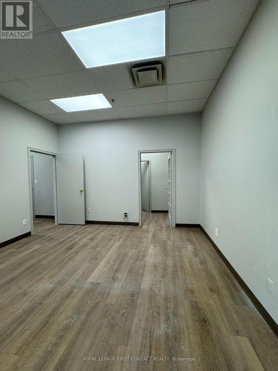












202 - 140 DUNLOP STREET E

,
Barrie,




Ontario
L4M6H1

