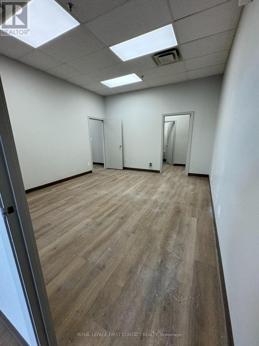 












202 - 140 DUNLOP STREET E

,
Barrie,




Ontario
L4M6H1

