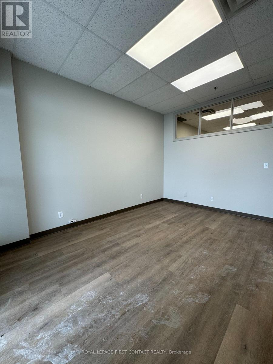 












202 - 140 DUNLOP STREET E

,
Barrie,




Ontario
L4M6H1

