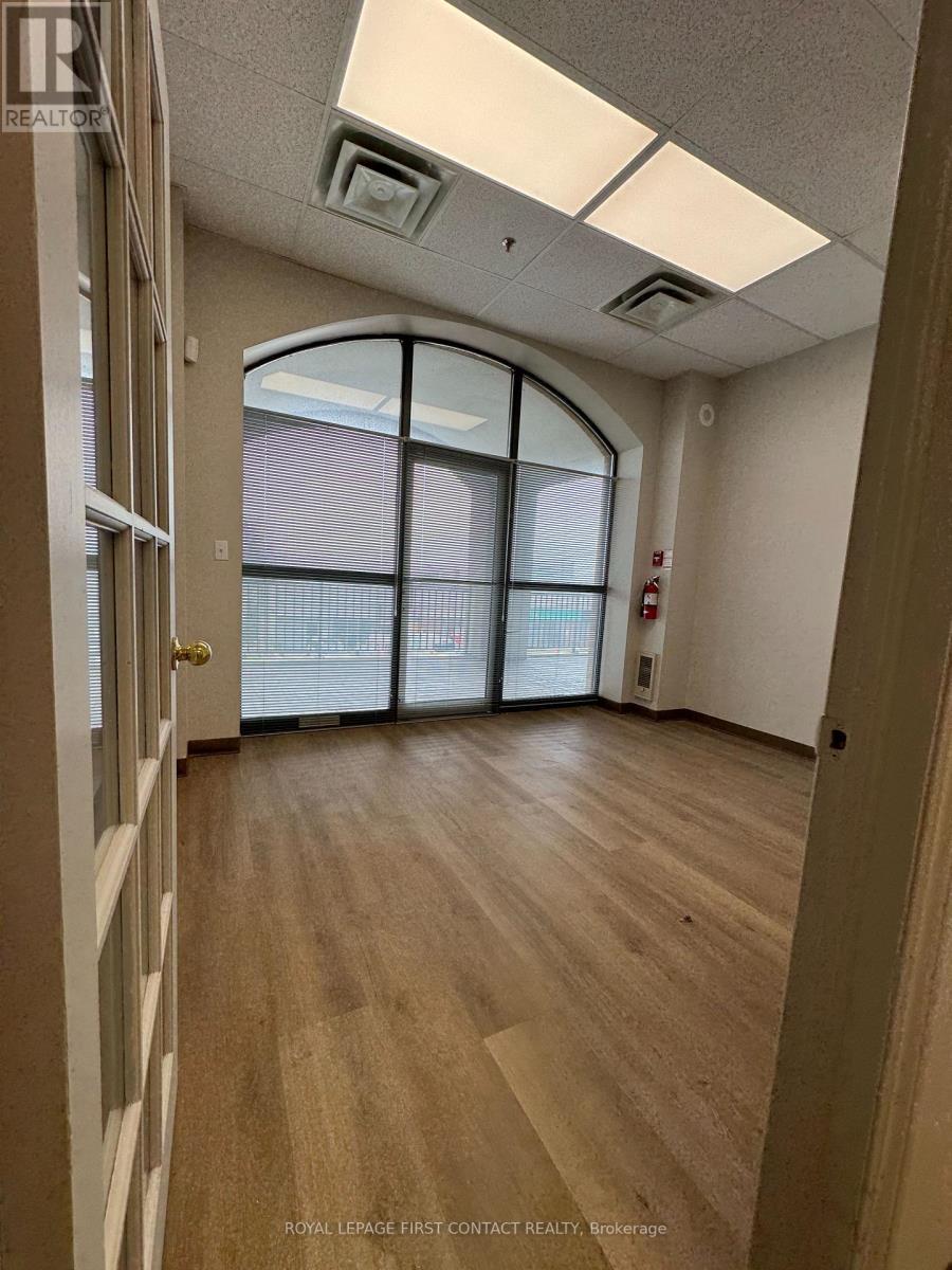 












202 - 140 DUNLOP STREET E

,
Barrie,




Ontario
L4M6H1


