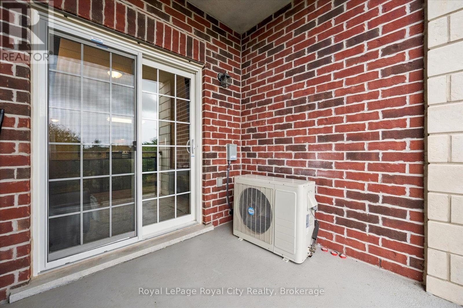 












122 - 1440 GORDON STREET

,
Guelph (Pineridge/Westminster Woods),




Ontario
N1L1C8

