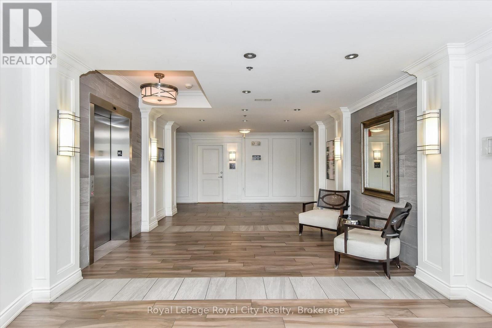 












122 - 1440 GORDON STREET

,
Guelph (Pineridge/Westminster Woods),




Ontario
N1L1C8

