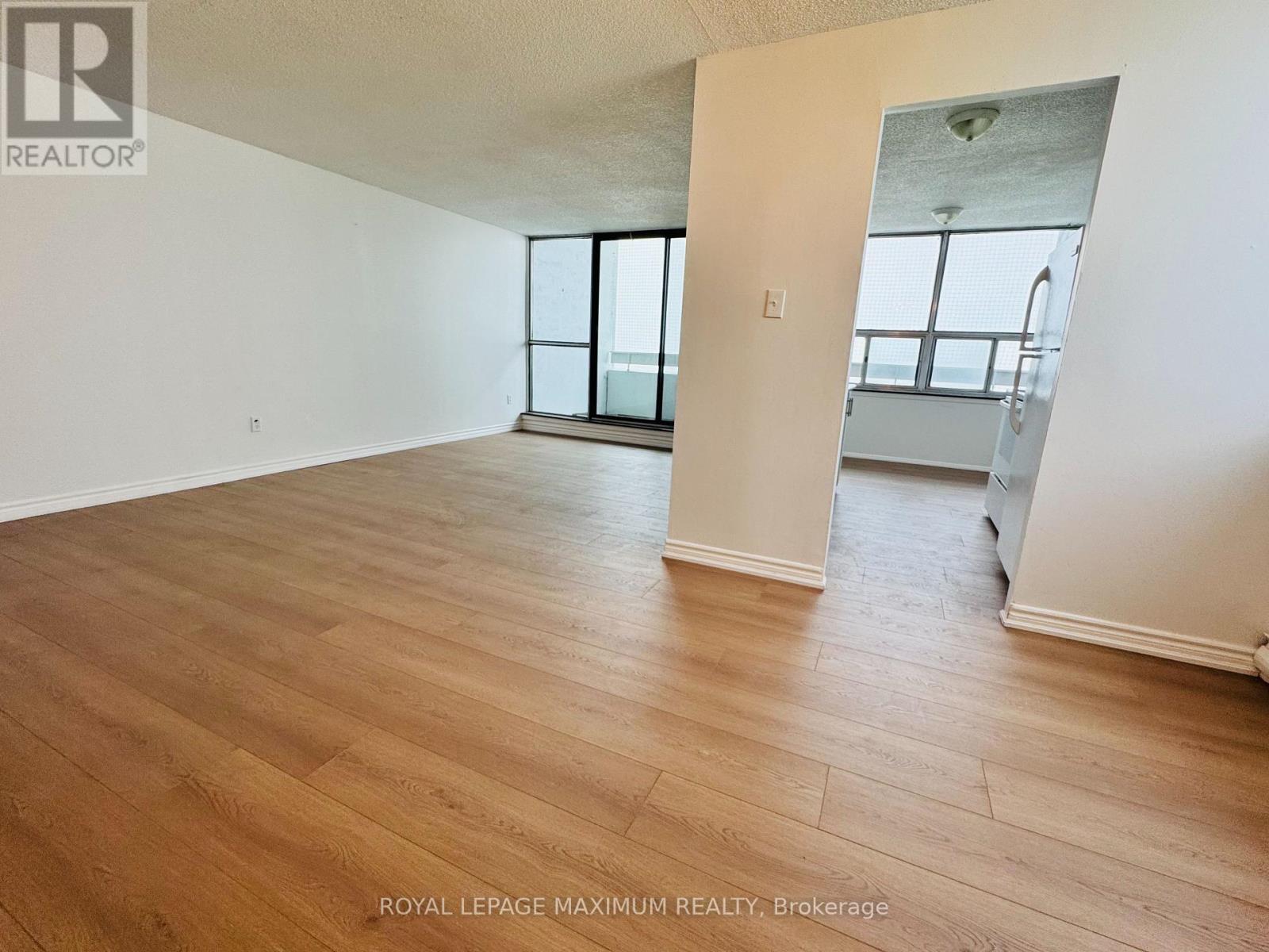 












1912 - 15 KENSINGTON ROAD

,
Brampton,




Ontario
L6T3W2

