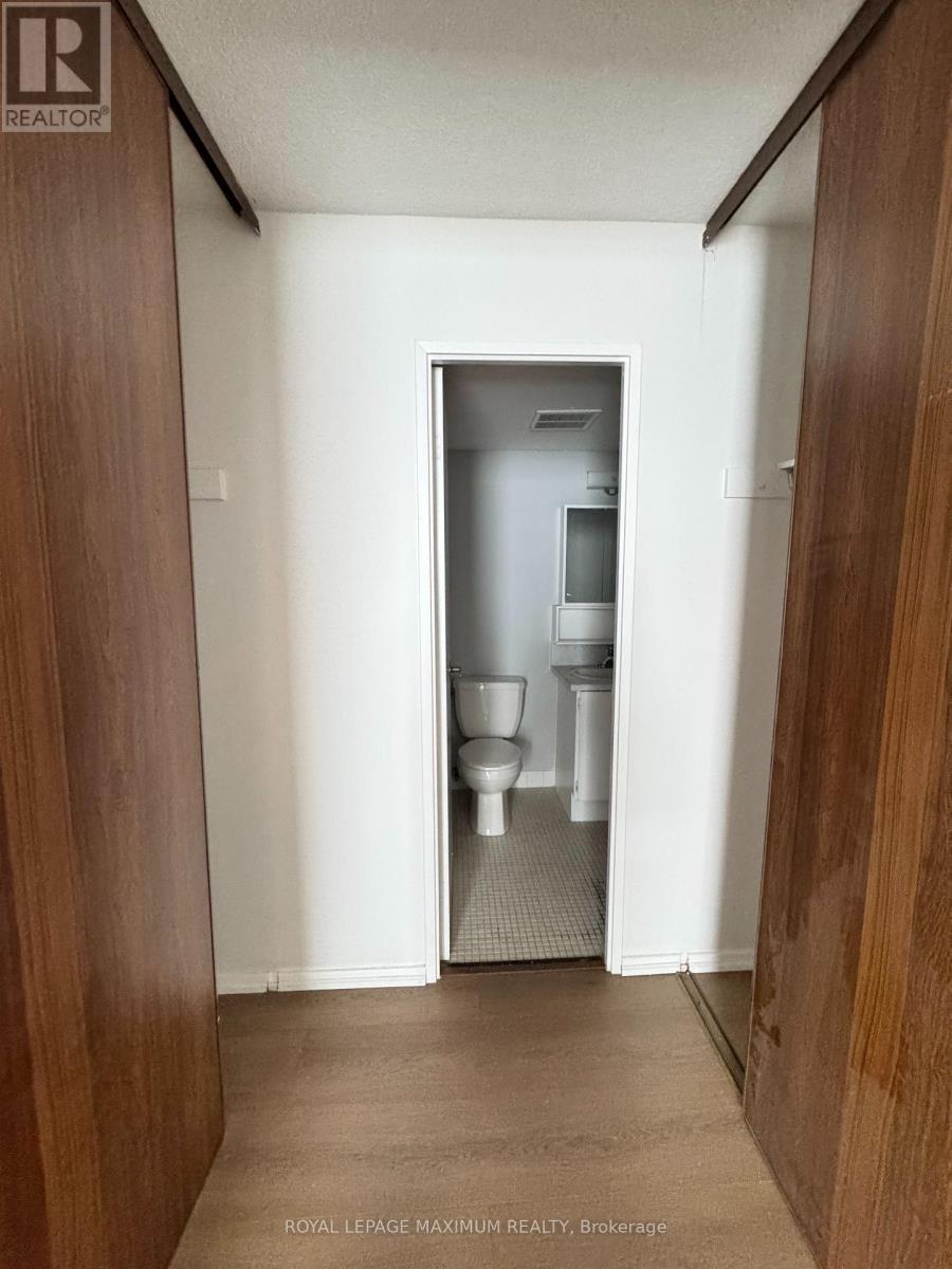 












1912 - 15 KENSINGTON ROAD

,
Brampton,




Ontario
L6T3W2

