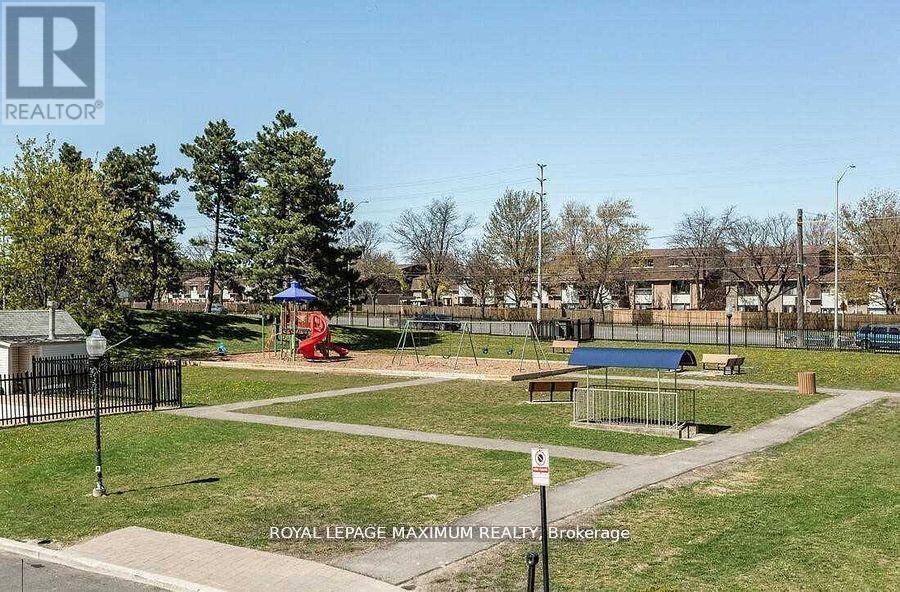 












1912 - 15 KENSINGTON ROAD

,
Brampton,




Ontario
L6T3W2

