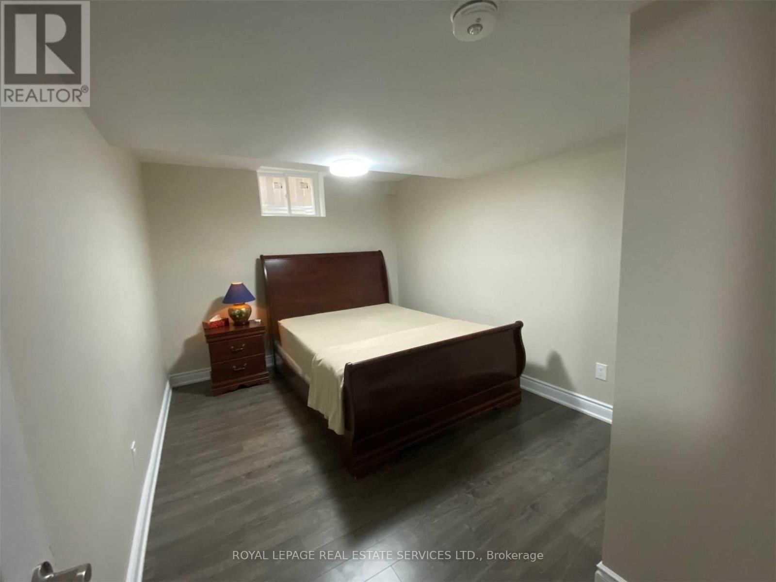 












LOWER - 4127 LOYALIST DRIVE

,
Mississauga,




Ontario
L5L3X7

