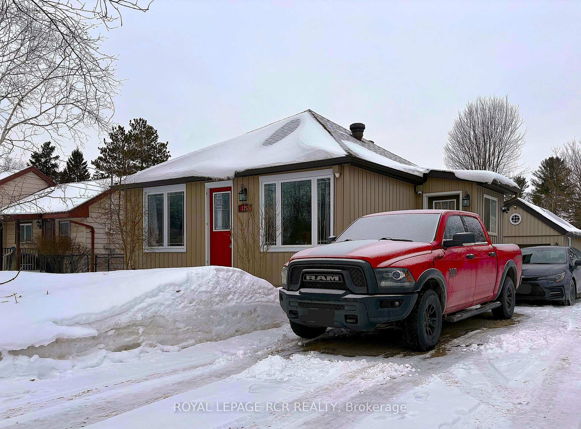 









125


King

Street,
Essa,




ON
L0M 1B0

