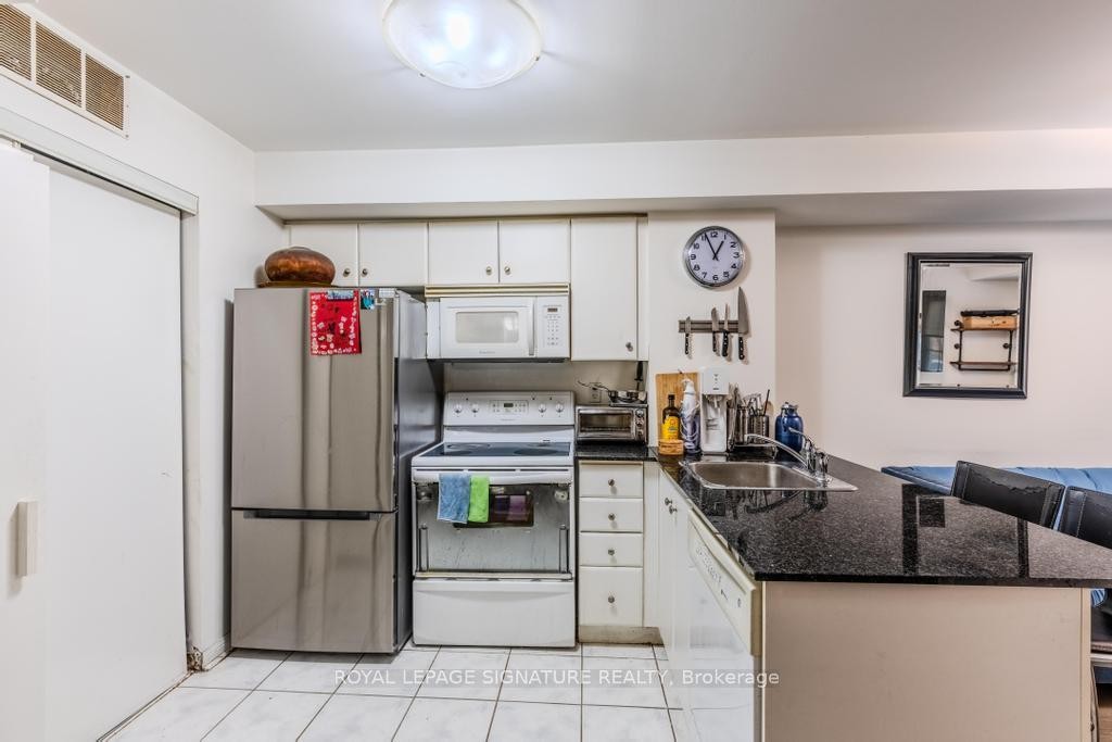 









10


Laidlaw

Street, 703,
Toronto,




ON
M6K 1X2

