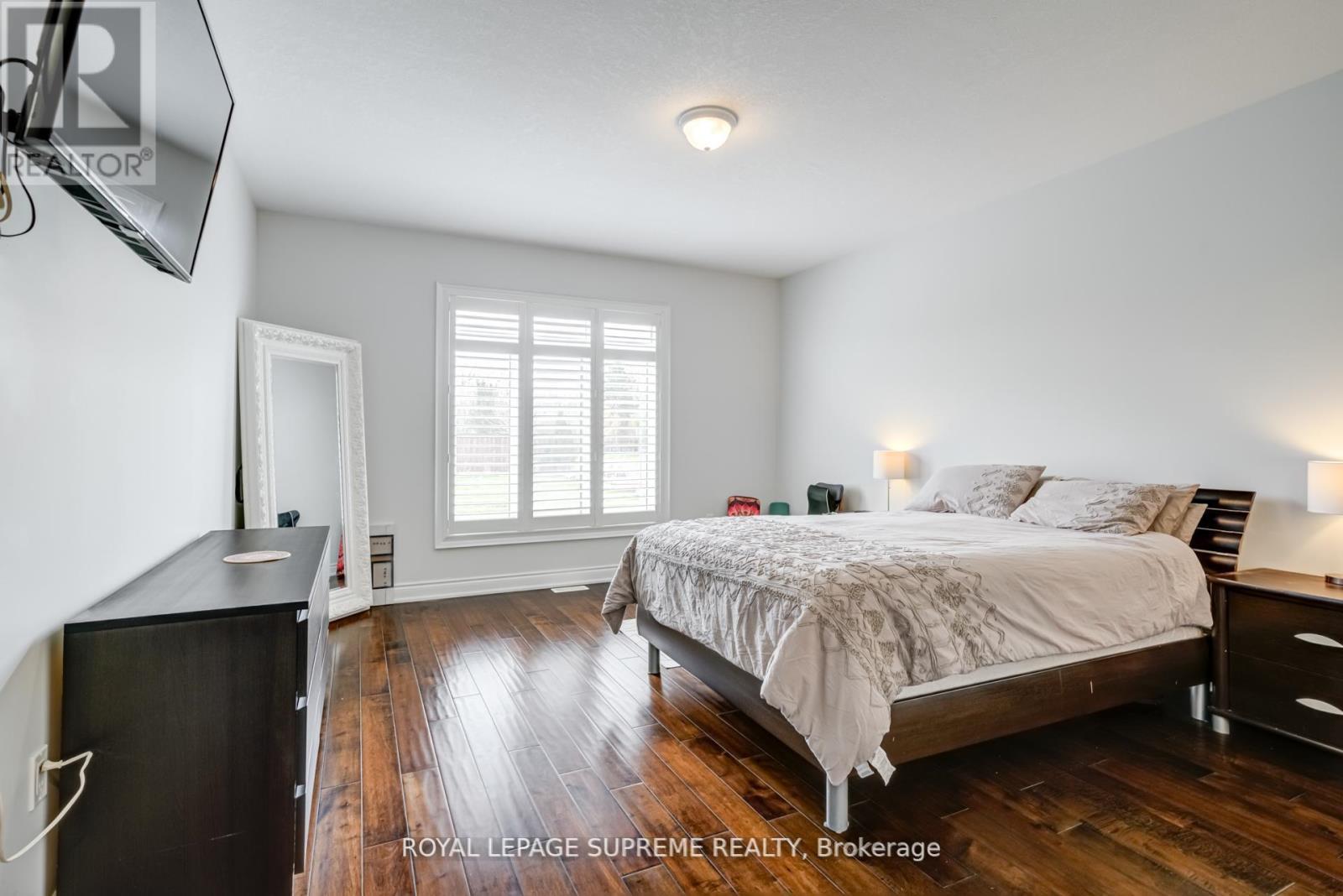 












1417 GILFORD ROAD

,
Innisfil,




Ontario
L0L1R0

