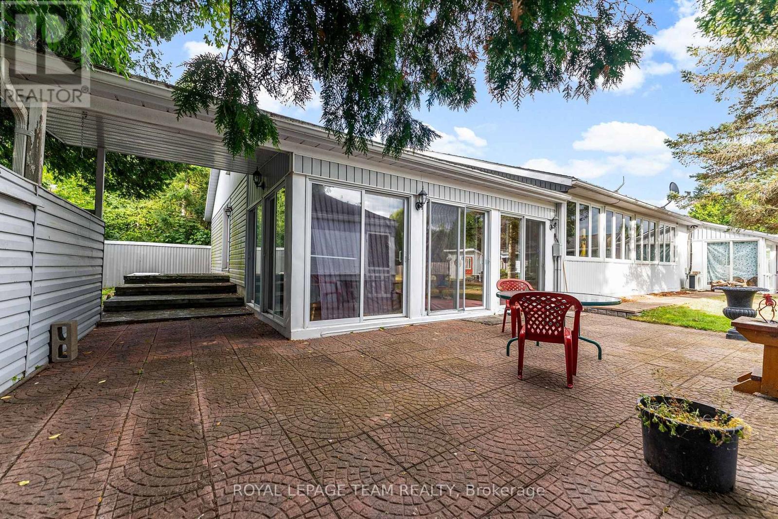 












591 BELLAMY ROAD

,
McNab/Braeside,




Ontario
K0A2X0

