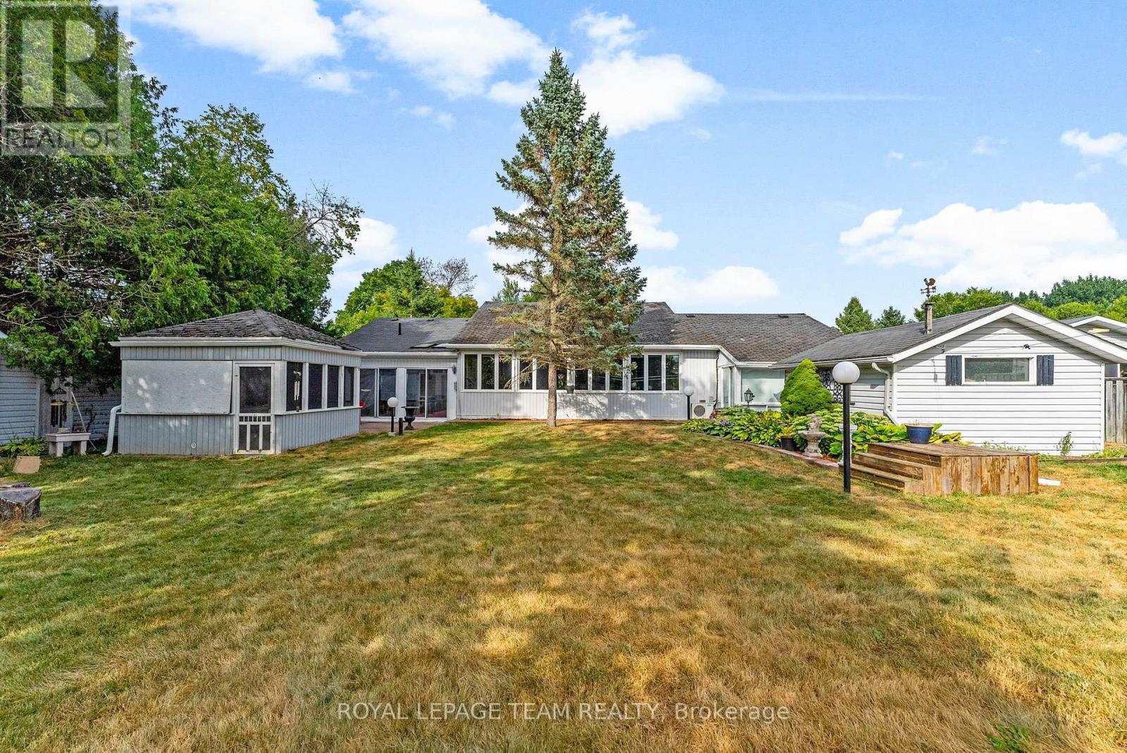 












591 BELLAMY ROAD

,
McNab/Braeside,




Ontario
K0A2X0

