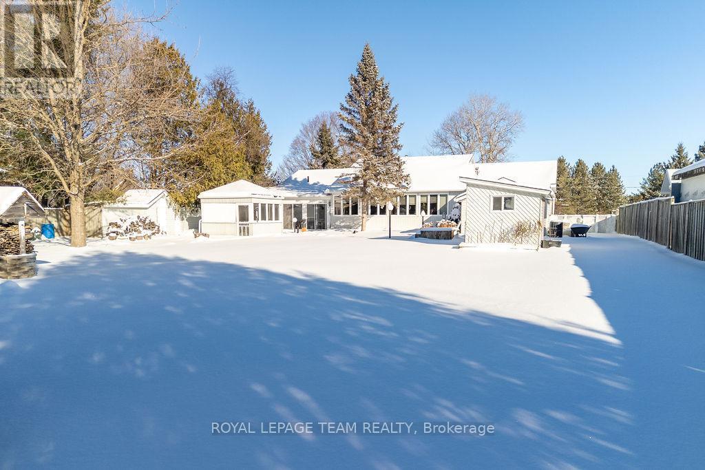 












591 BELLAMY ROAD

,
McNab/Braeside,




Ontario
K0A2X0

