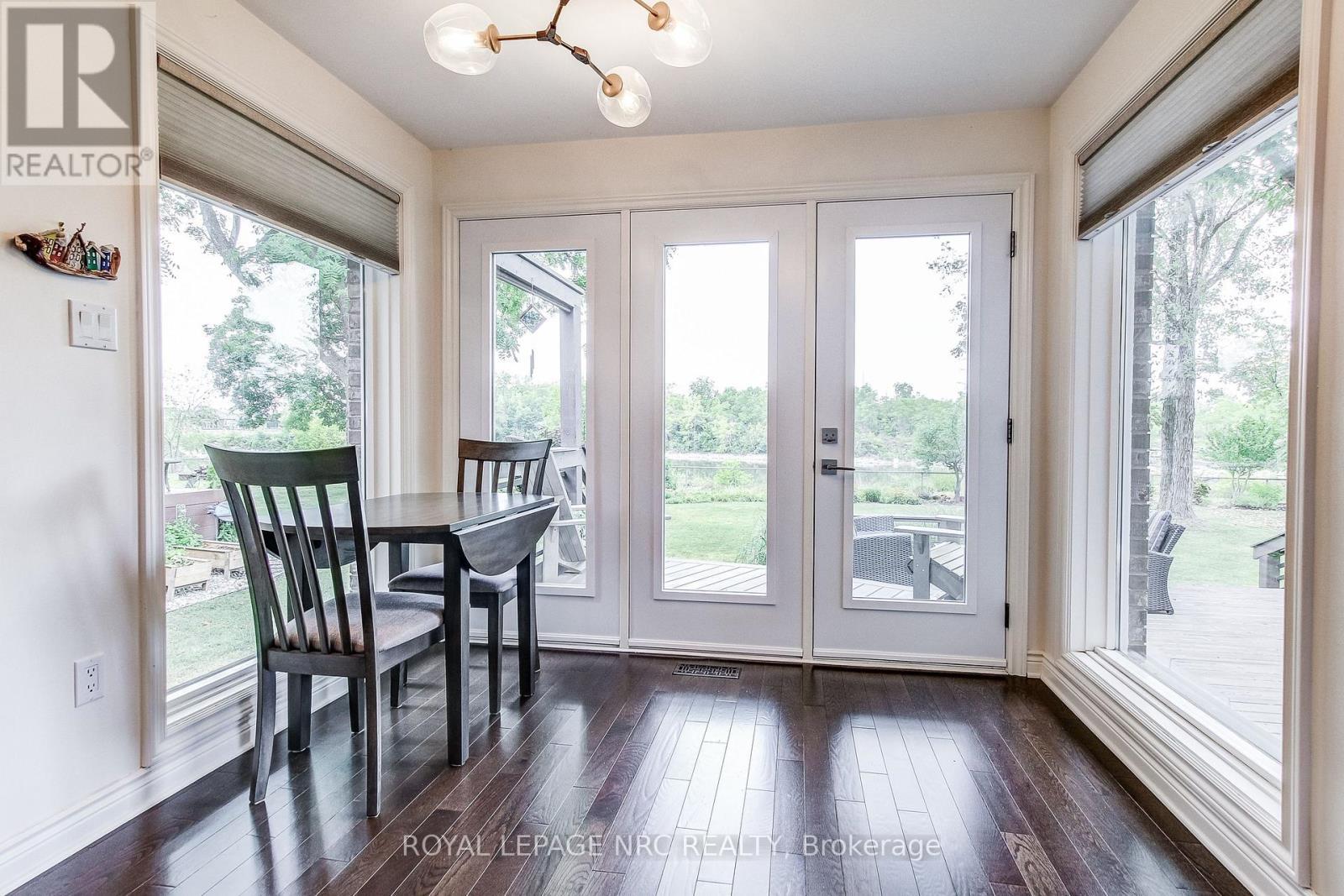 












645 CLARENCE STREET

,
Port Colborne (Sugarloaf),




Ontario
L3K6B8

