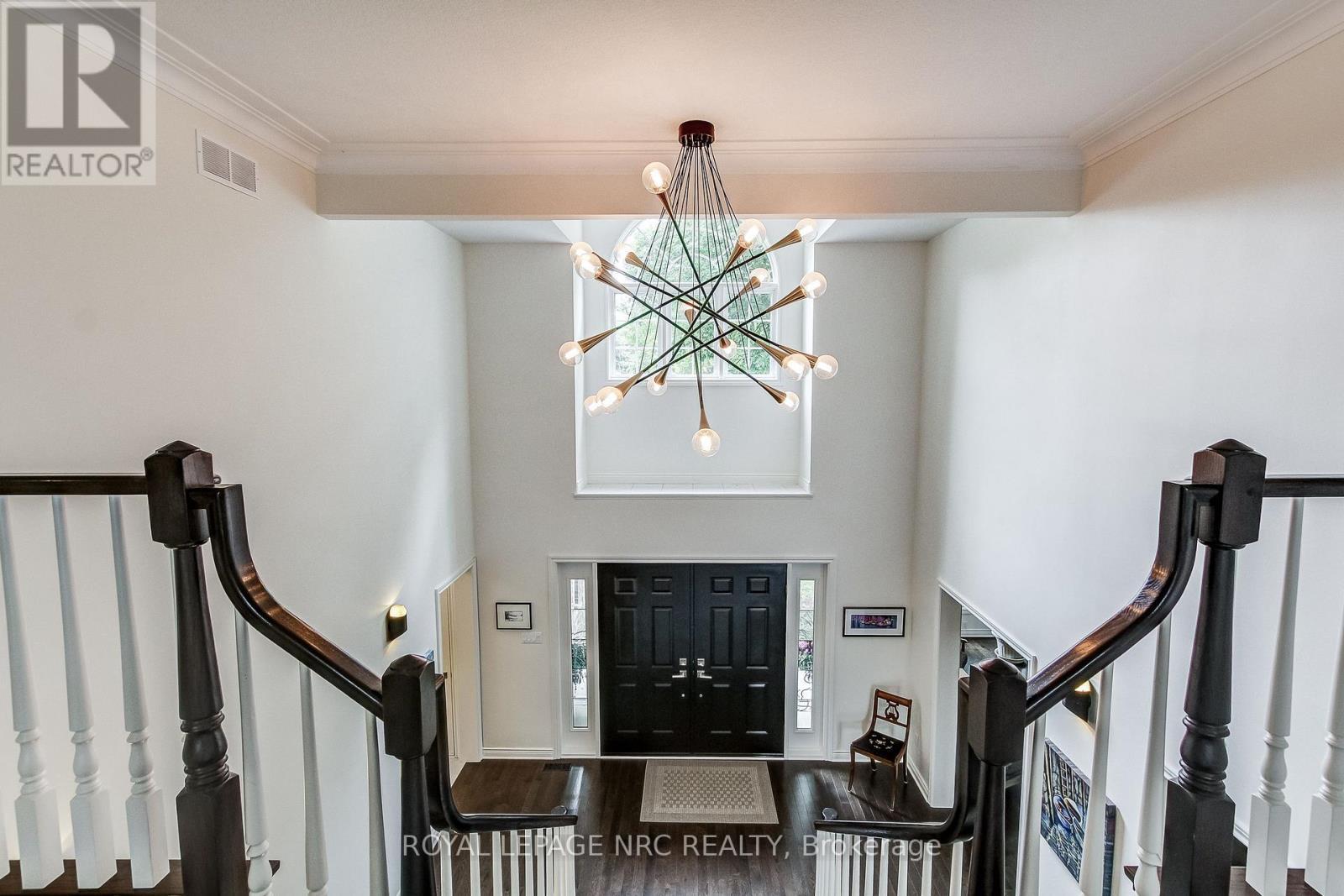 












645 CLARENCE STREET

,
Port Colborne (Sugarloaf),




Ontario
L3K6B8

