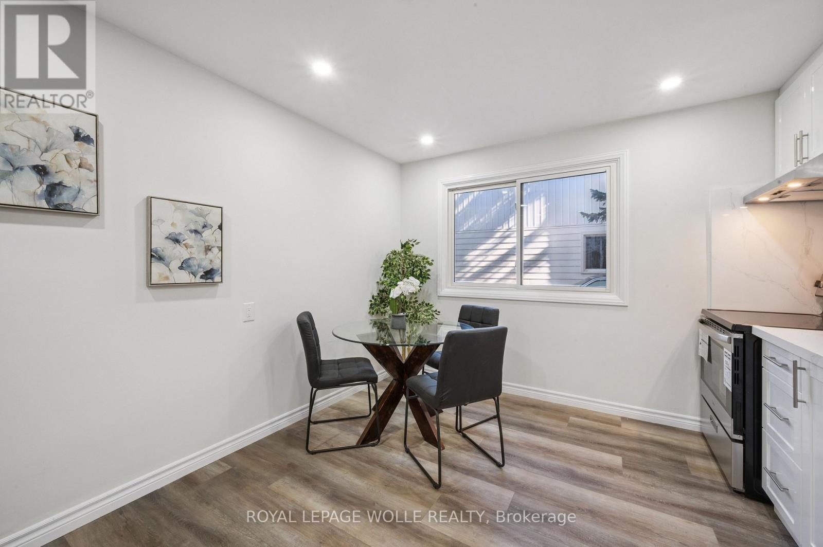 












179 TRAYNOR AVENUE

,
Kitchener,




Ontario
N2C1W4

