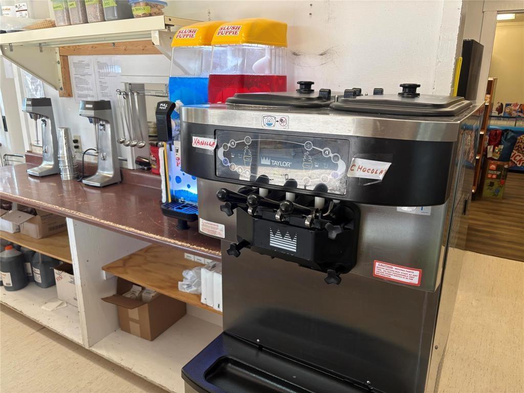 












1 NW 12 8 14 Road

,
Glenboro,




Manitoba
R0K0X0

