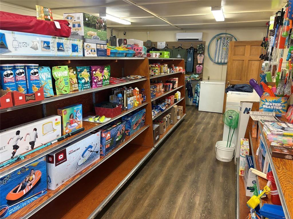 












1 NW 12 8 14 Road

,
Glenboro,




Manitoba
R0K0X0

