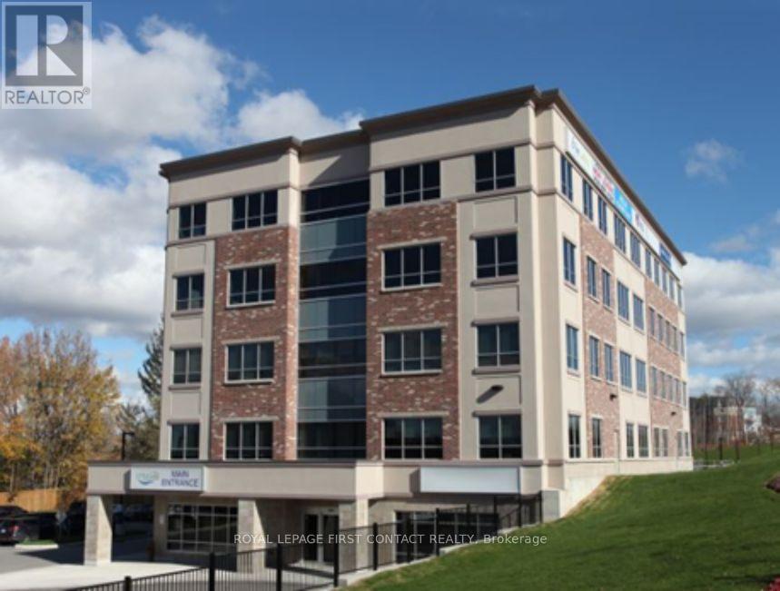












401A - 11 LAKESIDE TERRACE

,
Barrie,




Ontario
L4M0H9

