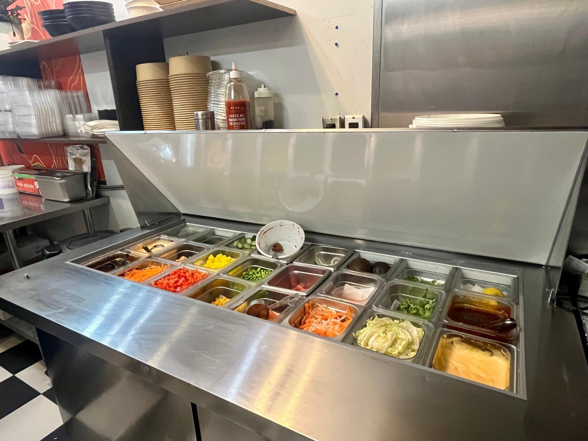 









367


Av. du Mont-Royal E.

,
Montréal (Le Plateau-Mont-Royal),




QC
H2T1R1

